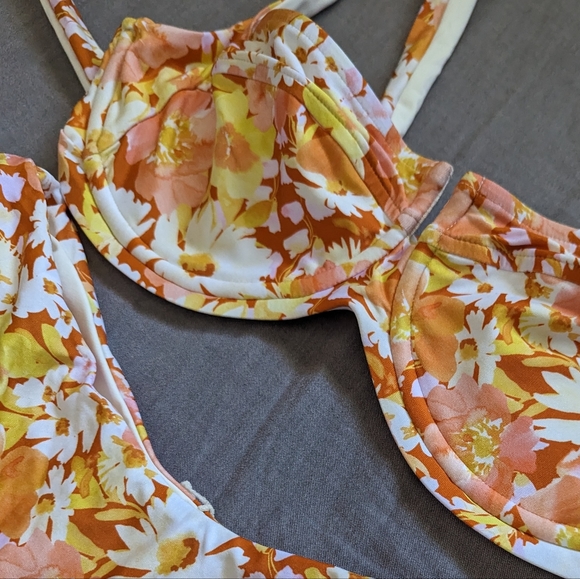 L*Space Camellia Cabana Bikini Set - Picture 2 of 6